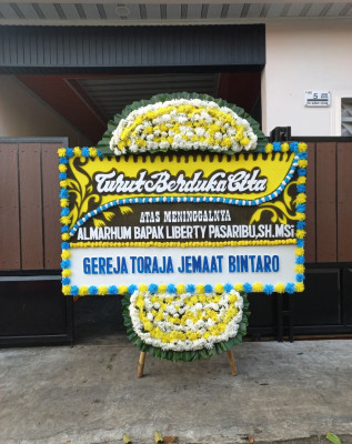 Papan Bunga Duka di Sebengkok