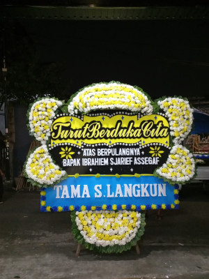 Papan Bunga Duka di Sebengkok